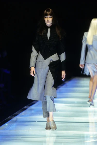 Look 33